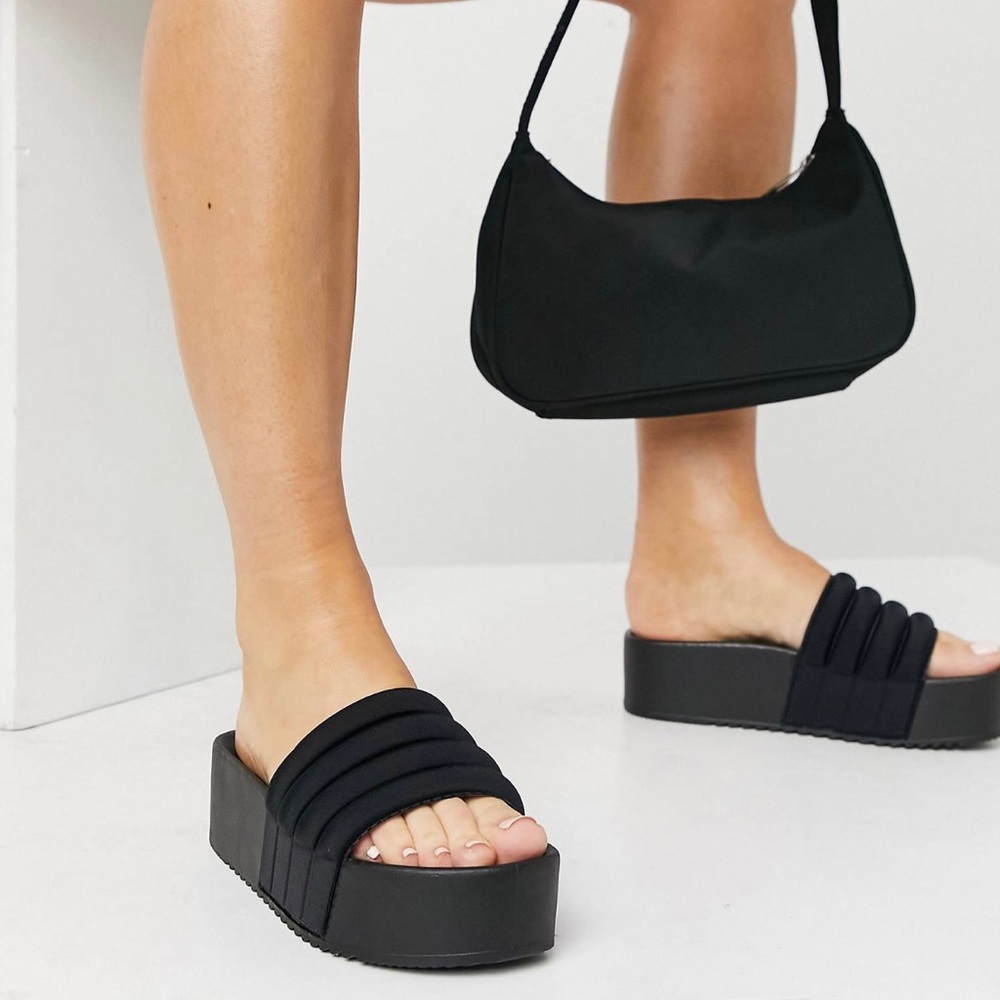 Platform Slide Sandals 🖤